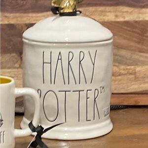 Rae Dunn HARRY POTTER Golden Snitch Canister Cookie Jar Quidditch
